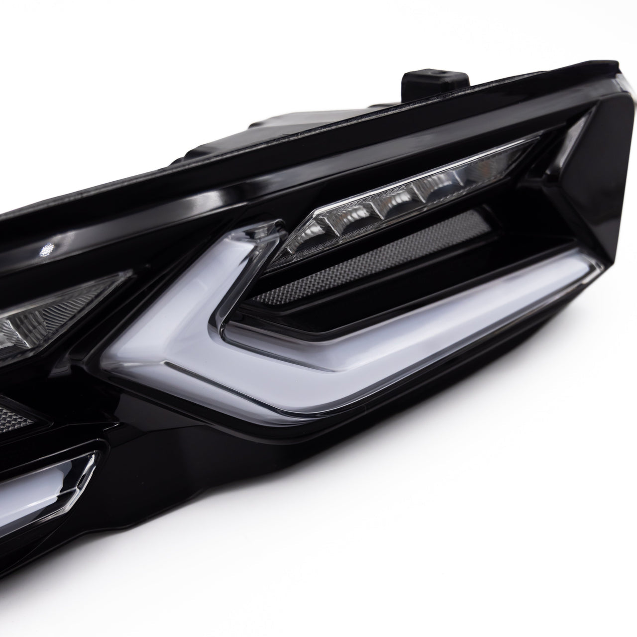 AAD SMOKED LED TAILLIGHTS WITH SEQUENTIAL TURN INDICATORS - CHEVROLET CAMARO (2019–2025)