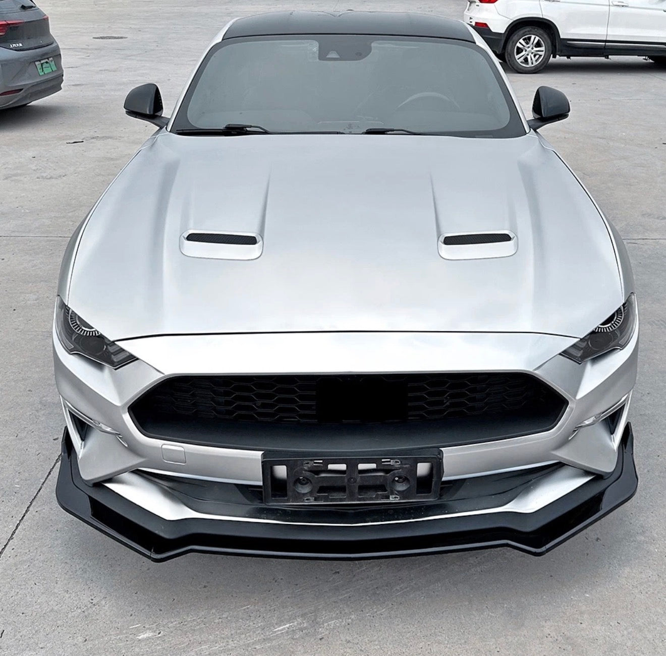 GT STYLE GLOSS BLACK FRONT BUMPER LIP SPLITTER - FORD MUSTANG (2018–2023)