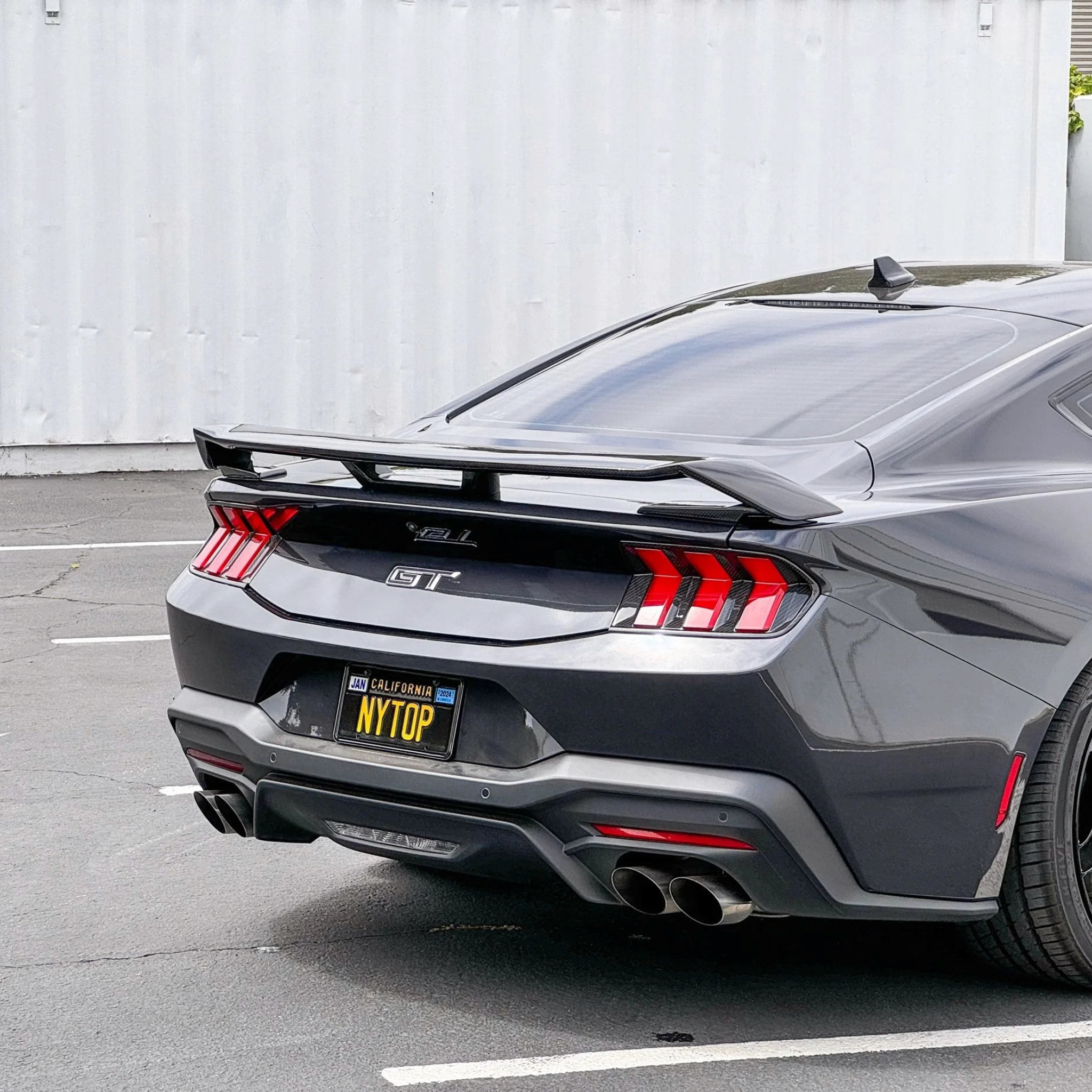 AAD PERFORMANCE GTG STYLE CARBON FIBER TRUNK SPOILER W/ WICKERBILL - FORD MUSTANG (2024+)