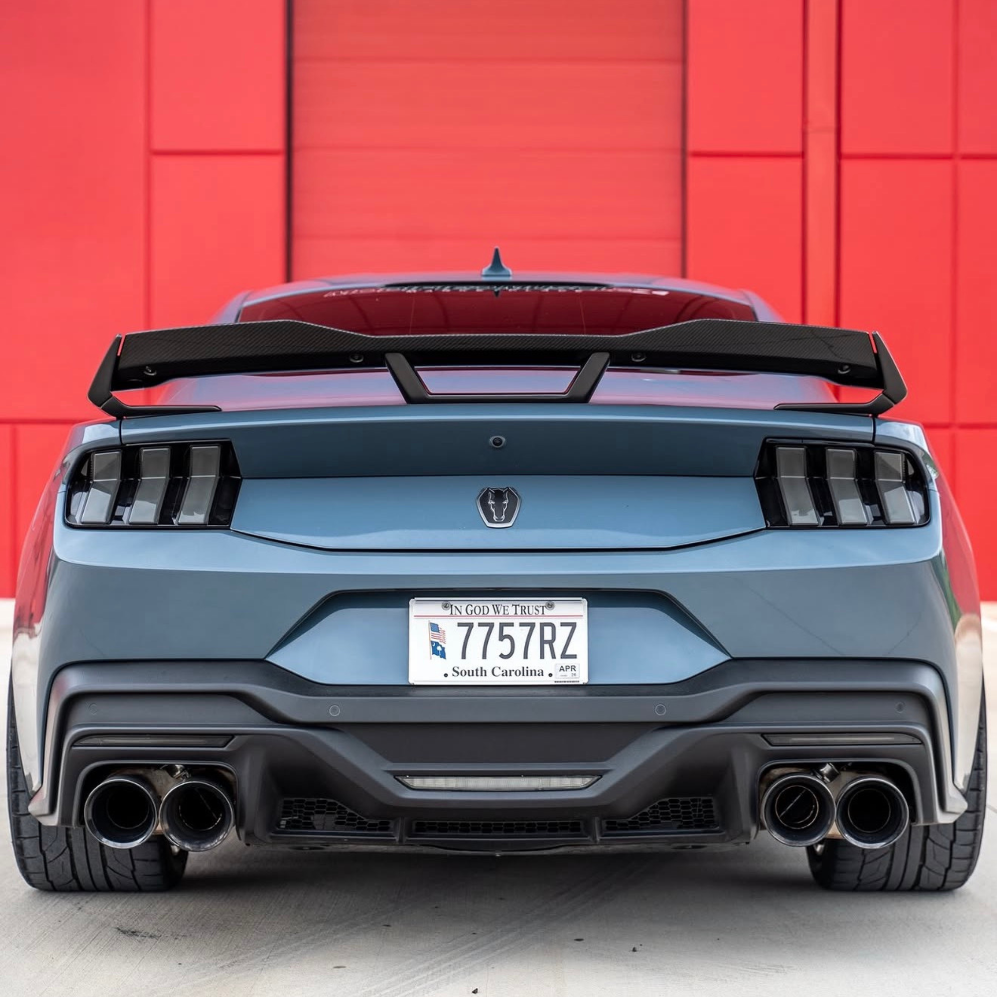 DARK HORSE STYLE 2-PIECE GLOSS CARBON FIBER REAR SPOILER - FORD MUSTANG S650 (2024+)