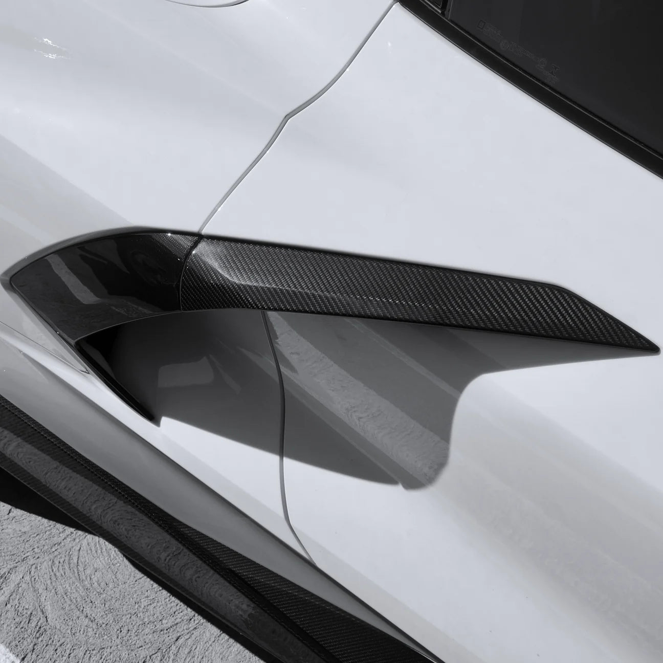 Chevrolet Corvette C8 Dry Carbon Fiber Replacement Side Door Garnish