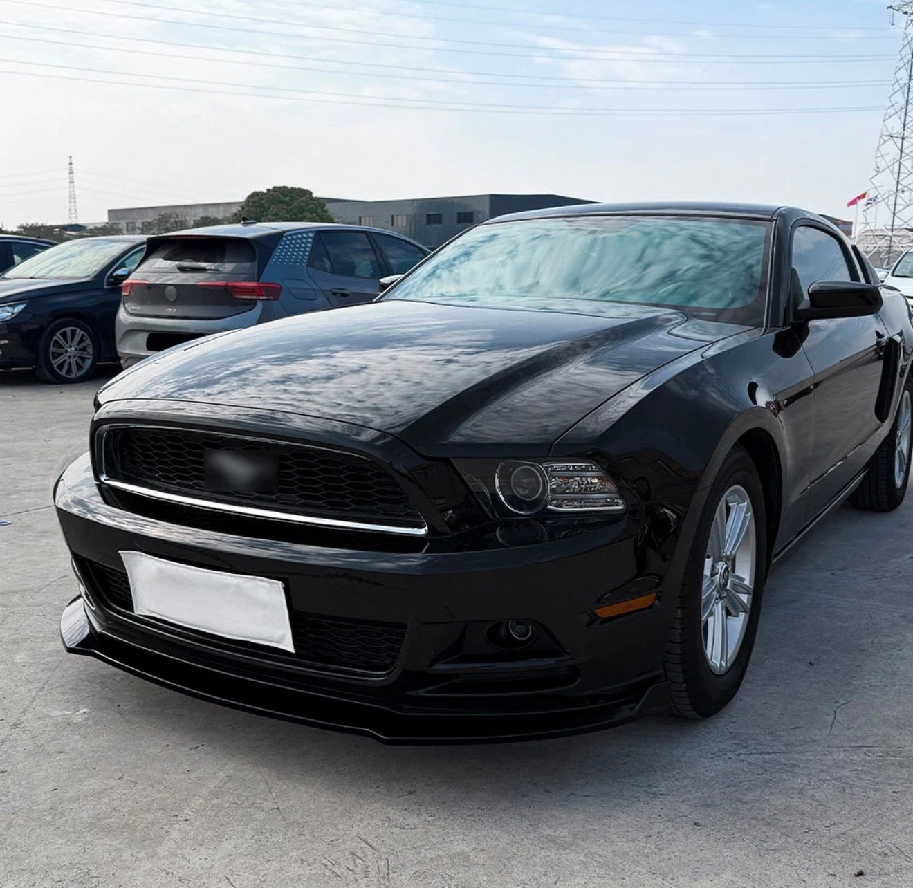 SPEEDFORM GLOSS BLACK FRONT BUMPER SPLITTER LIP SPOILER - FORD MUSTANG (2013–2014)