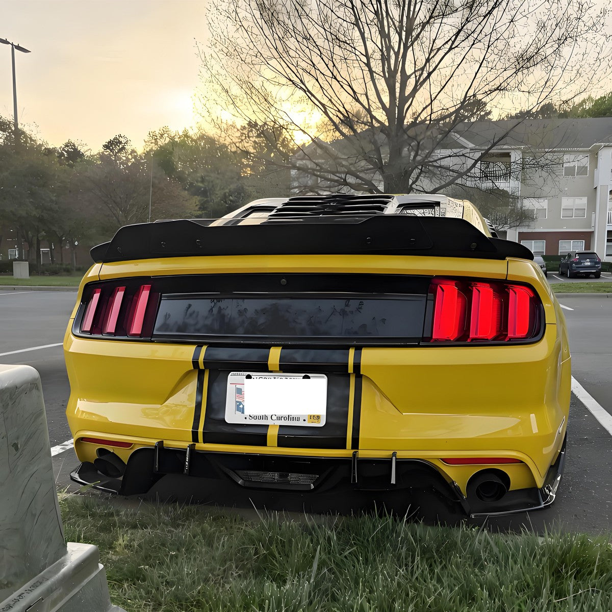 HIGH KICK WICKERBILL STYLE REAR SPOILER SATIN BLACK - FORD MUSTANG (2015–2023)