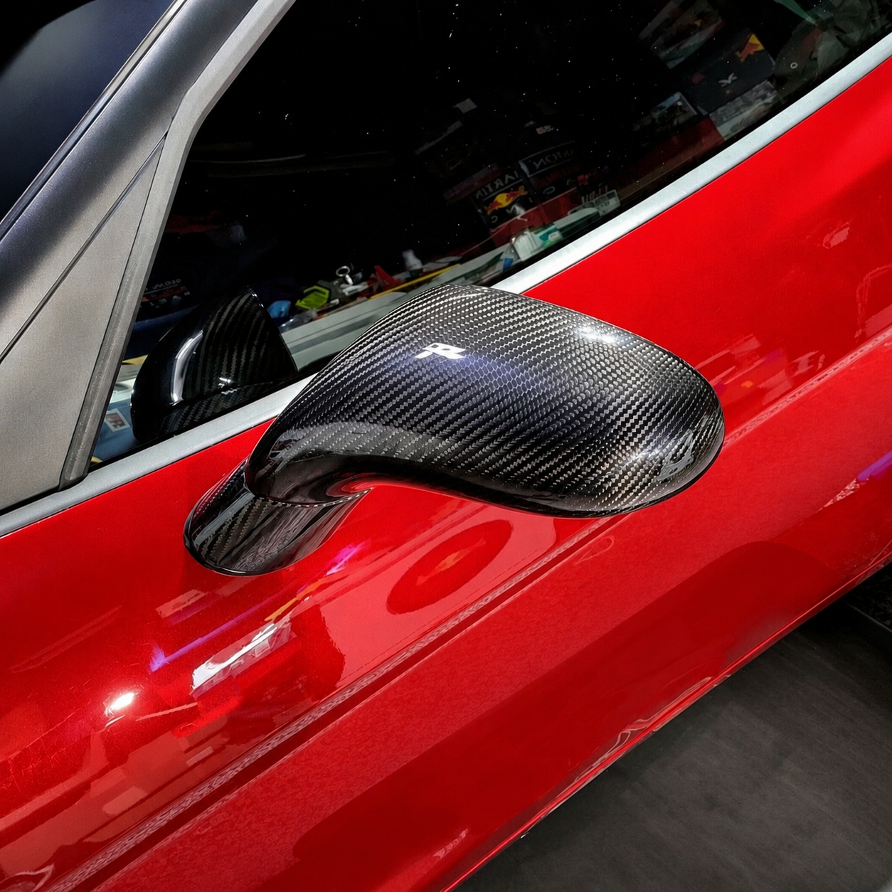 REAL CARBON FIBER SIDE MIRROR CAP COVERS - CORVETTE C6 (2005–2013)