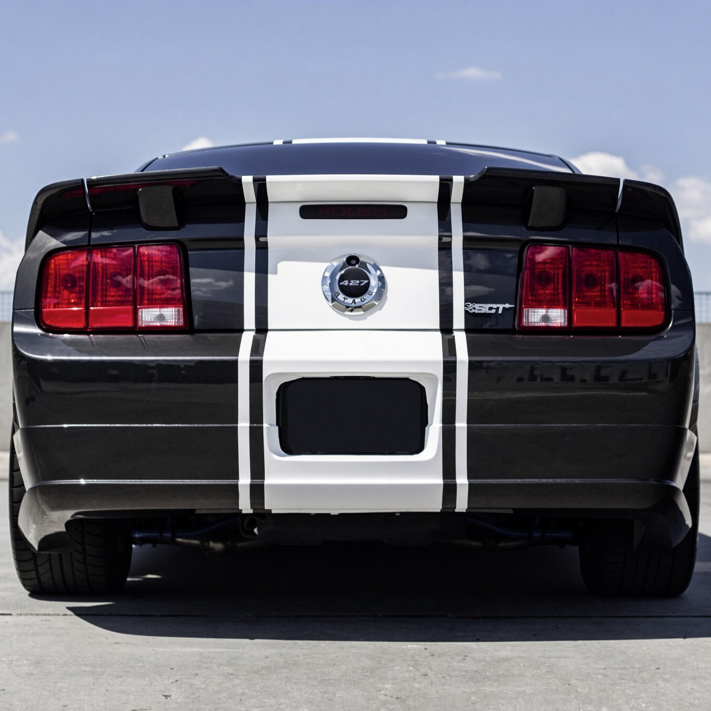 ROUSH STYLE UNPAINTED REAR TRUNK SPOILER - FORD MUSTANG (2005–2009)