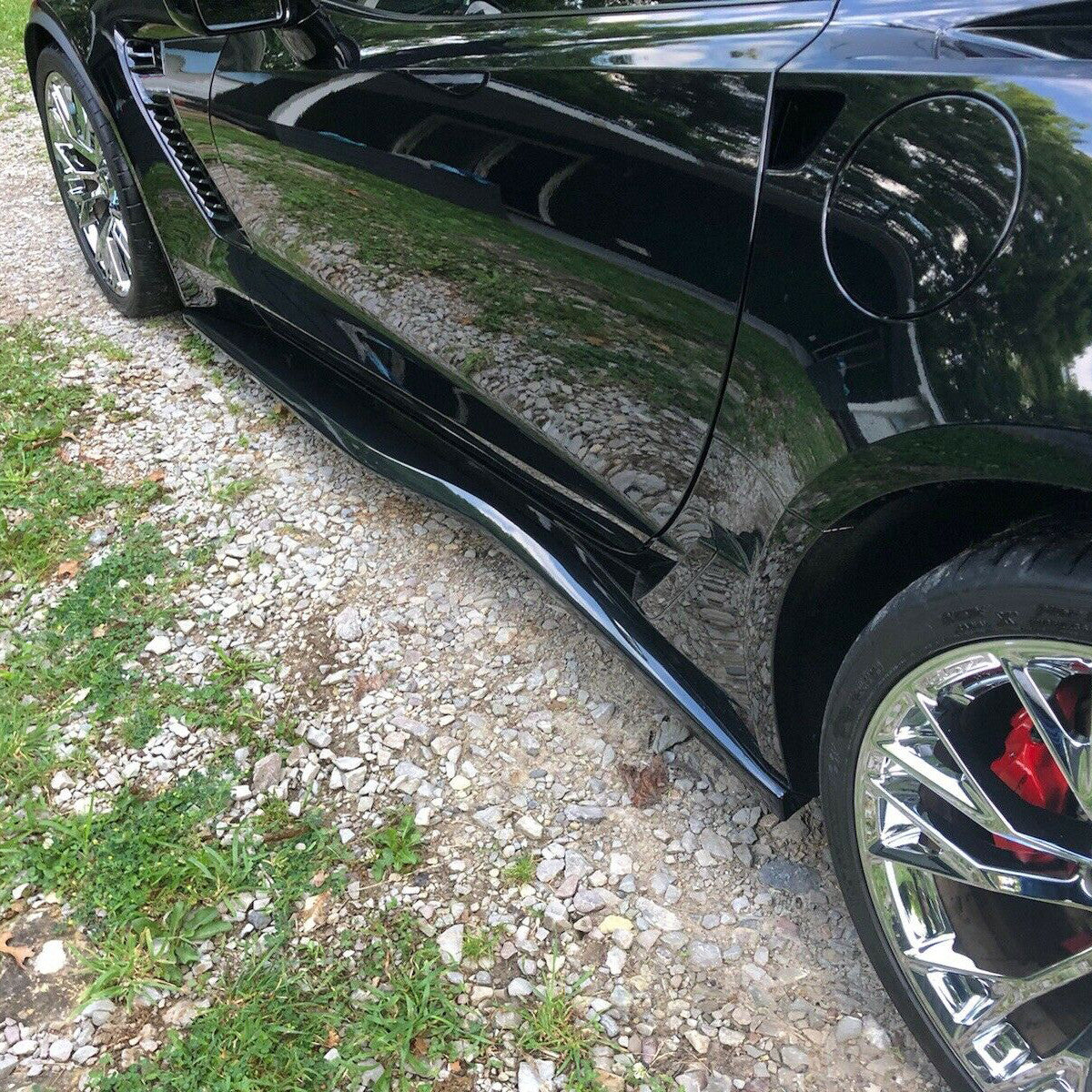 Z06 CONVERSION SIDE SKIRTS ROCKER PANELS - CORVETTE C7 (2014–2019)