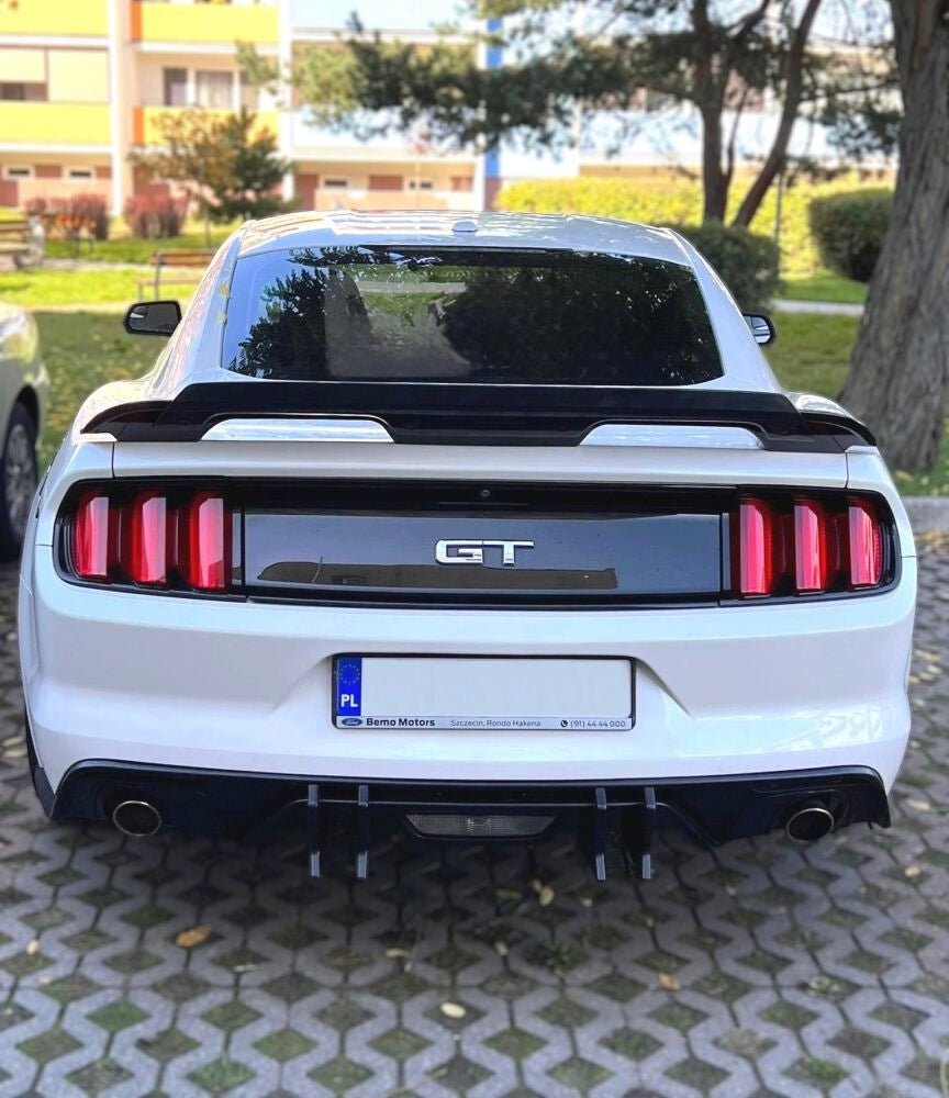 MP CONCEPTS STYLE QUAD EXHAUST REAR DIFFUSER - FORD MUSTANG (2024–2026)