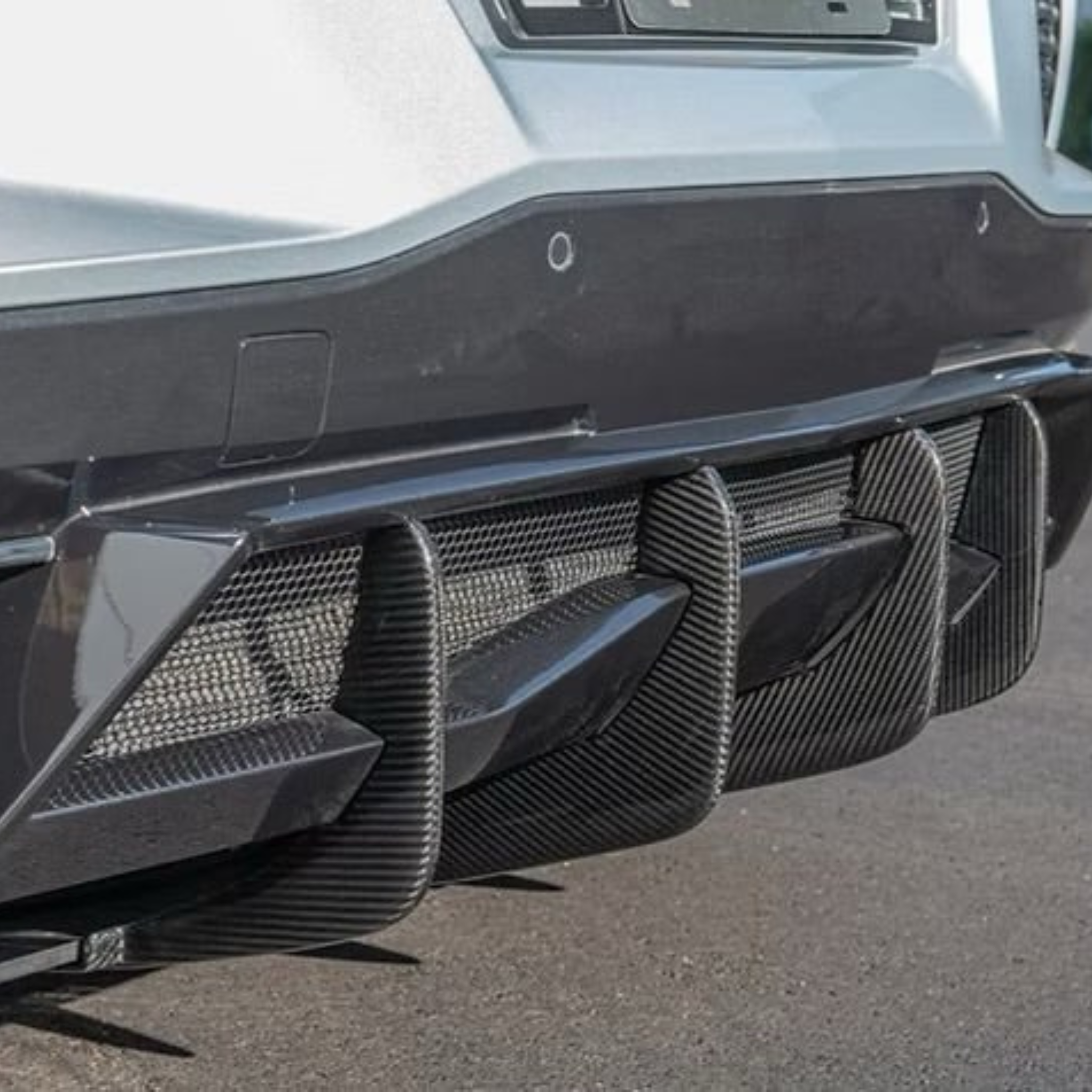 Chevrolet Corvette C8 Carbon Fiber Rear Diffuser Fin Kit