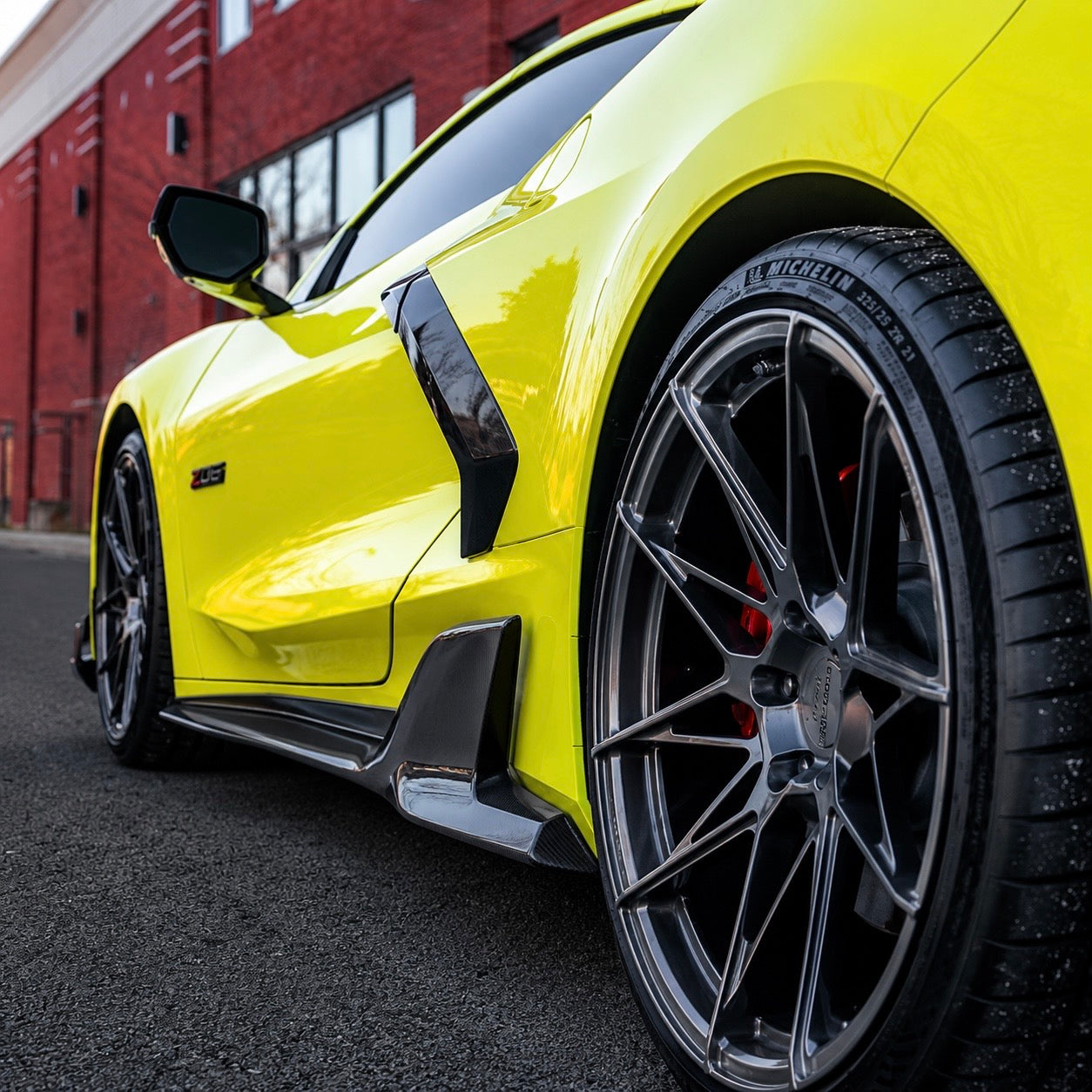 Chevrolet Corvette C8 AD Style Carbon Fiber Side Skirts