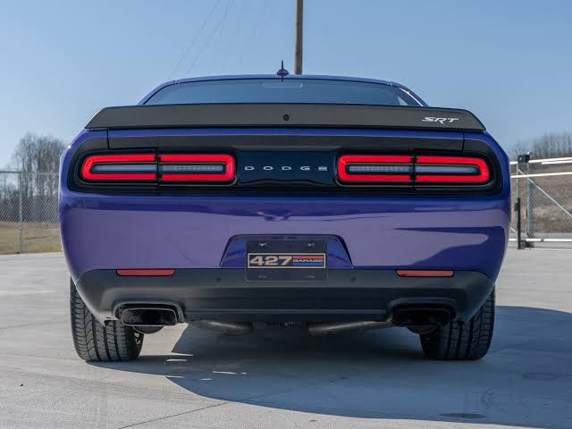 Hellcat Style Rear Trunk Spoiler – Dodge Challenger (2008–2023)