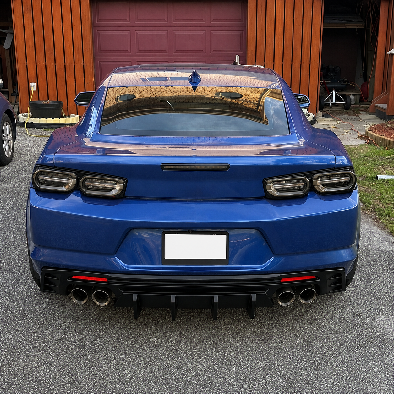 EVO STYLE SHARK FIN REAR DIFFUSER - CHEVROLET CAMARO SS/LT (2016–2025)