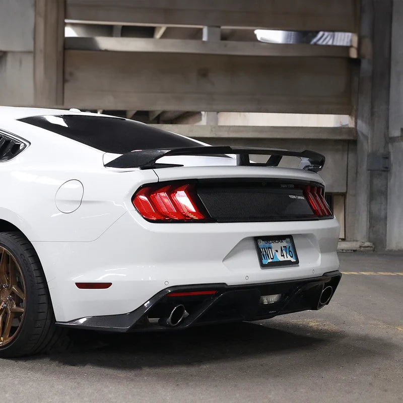AAD GT350R STYLE CARBON FIBER REAR SPOILER - FORD MUSTANG (2015–2023)