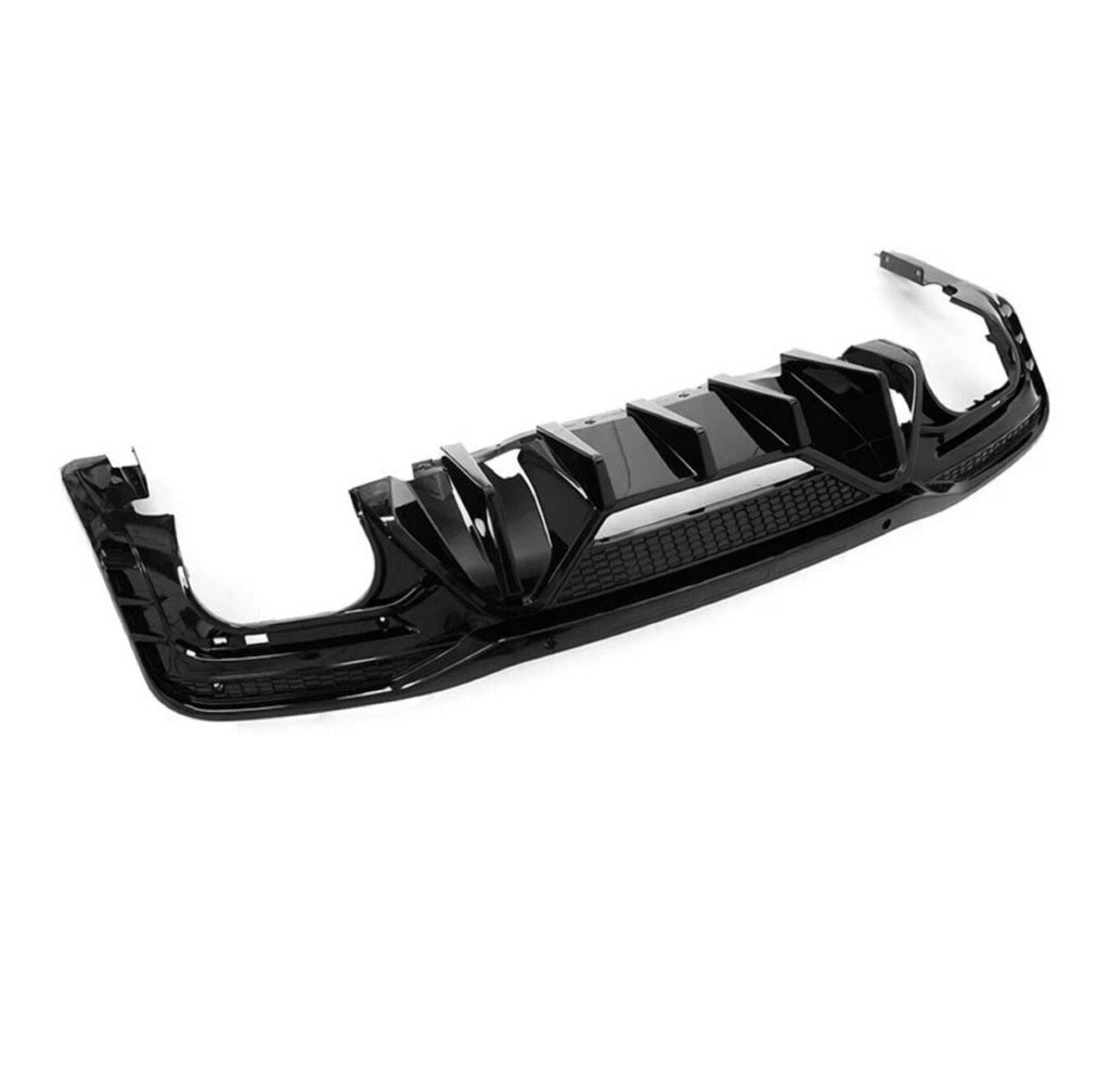 PERFORMANCE STYLE REAR BUMPER DIFFUSER - FORD MUSTANG (2024–PRESENT)