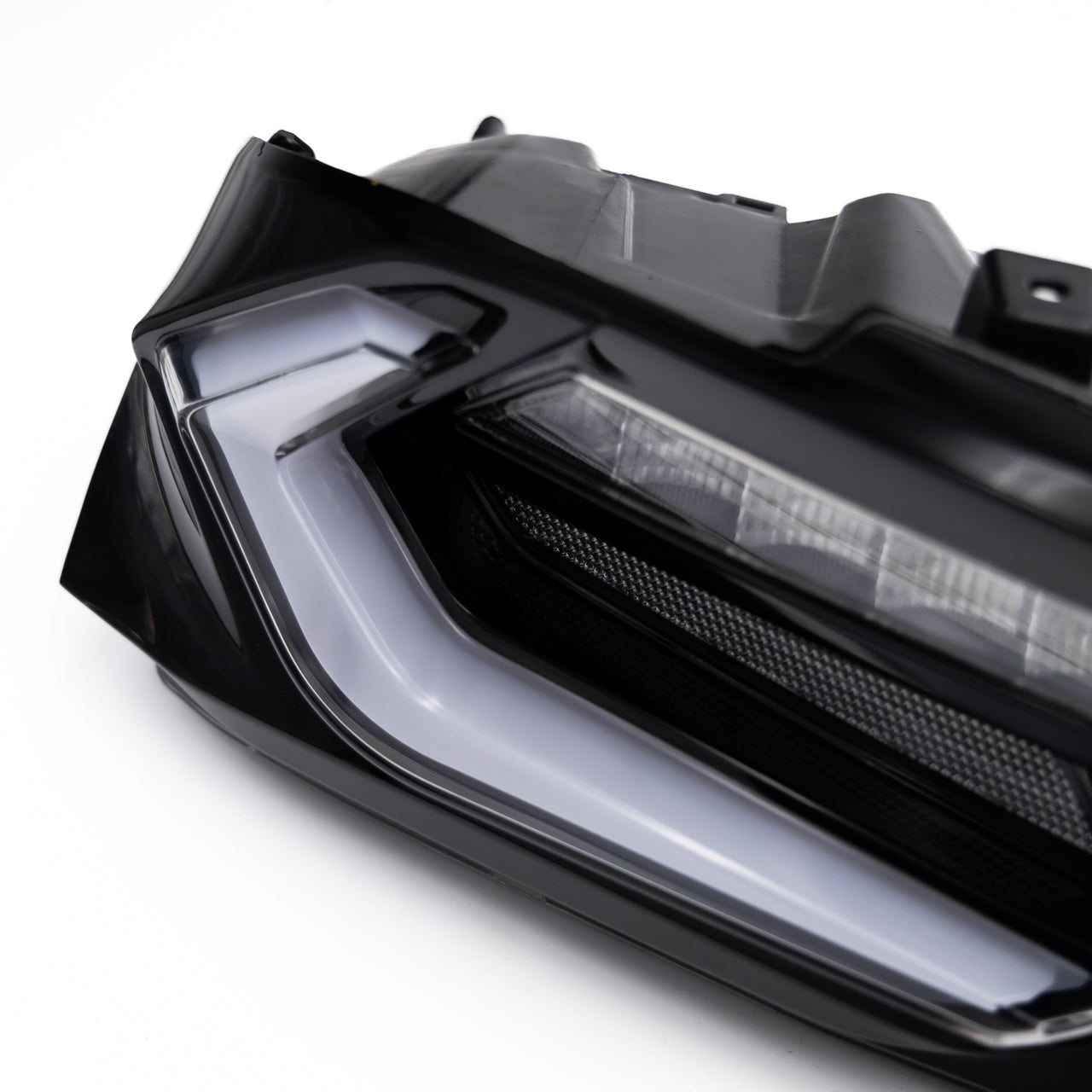 AAD SMOKED LED TAILLIGHTS WITH SEQUENTIAL TURN INDICATORS - CHEVROLET CAMARO (2019–2025)