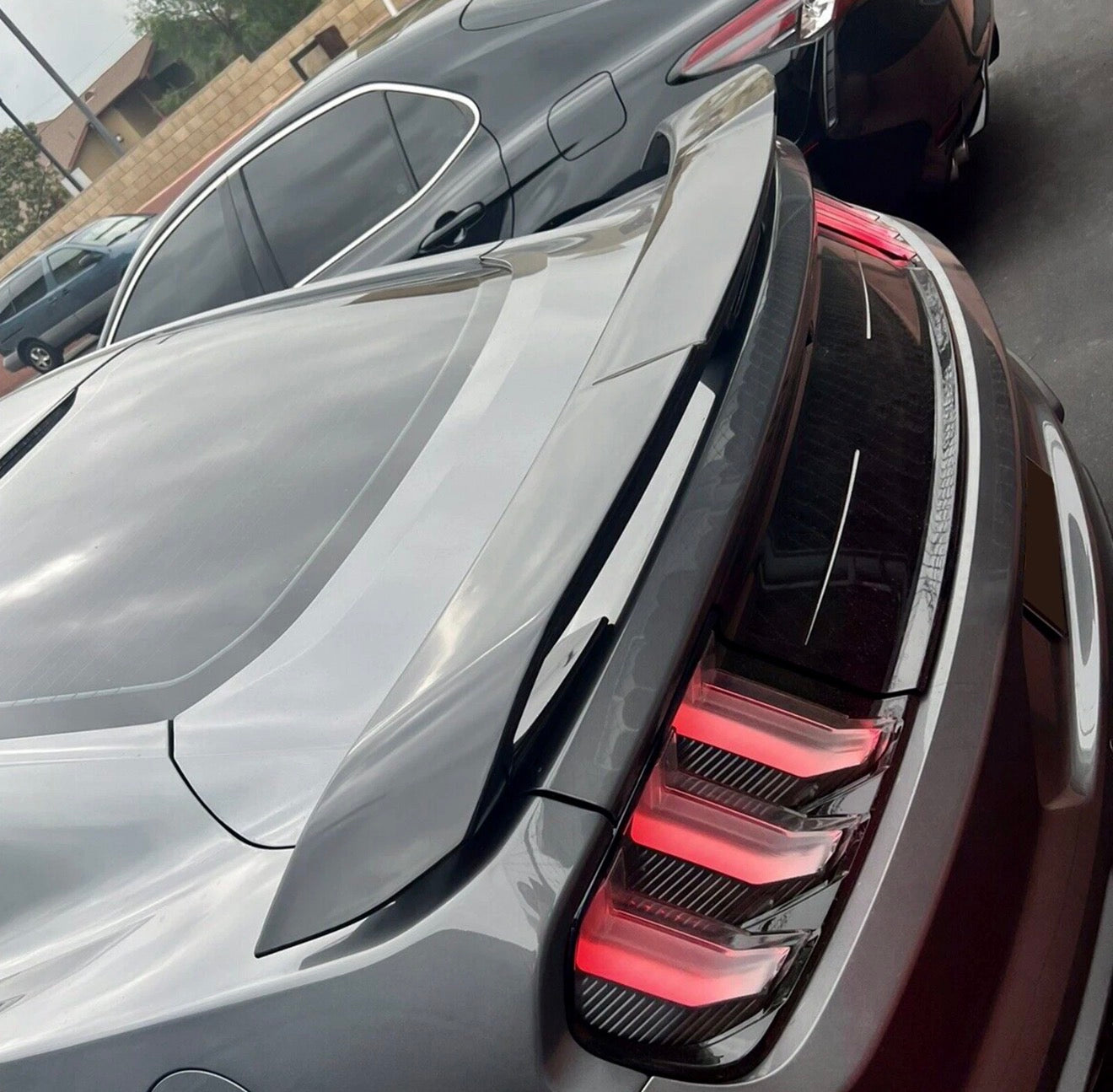 SHELBY STYLE GLOSS BLACK REAR TRUNK SPOILER WING - FORD MUSTANG (2015–2023)