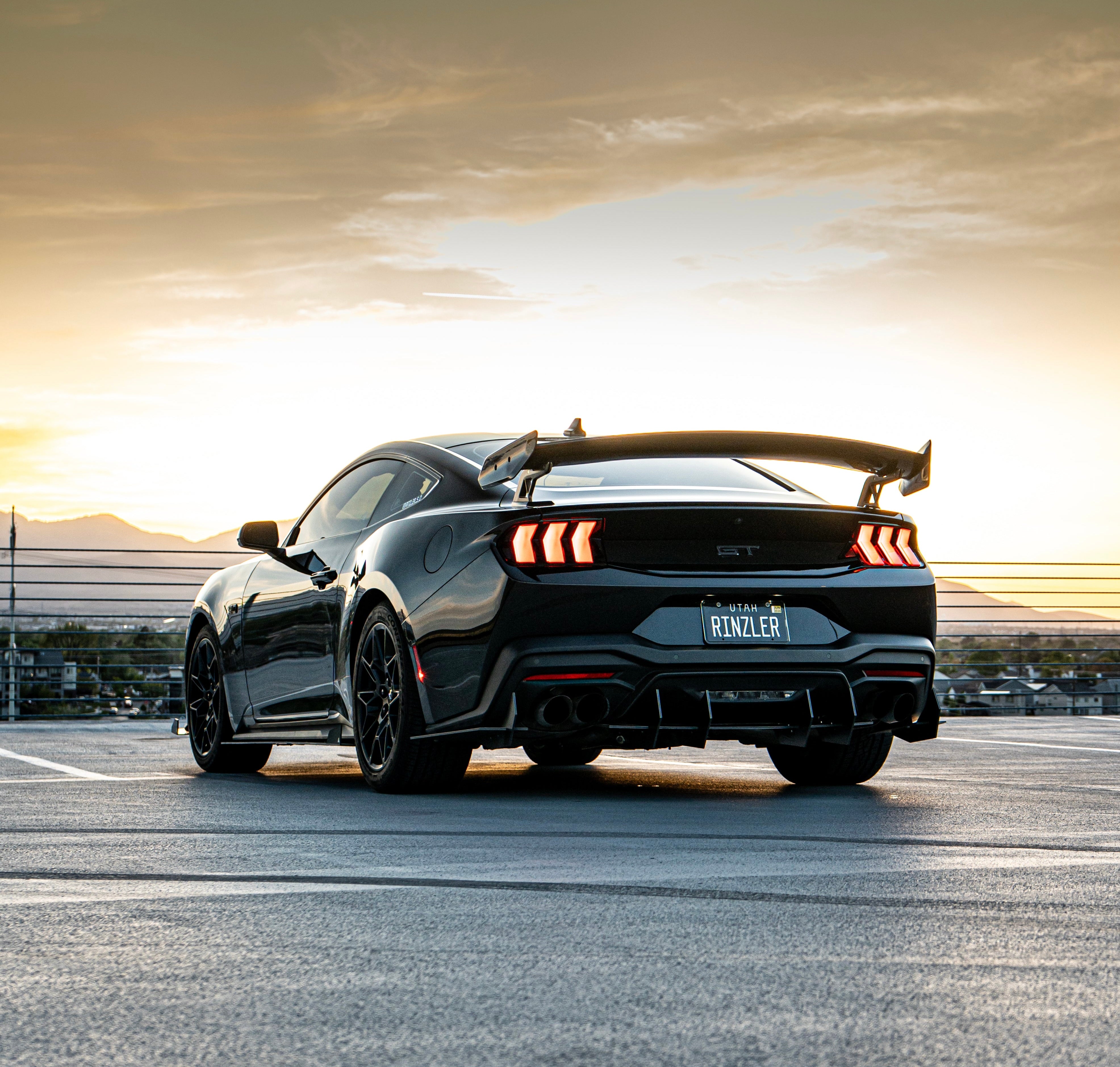 SUPER SNAKE STYLE GLOSS BLACK REAR SPOILER - FORD MUSTANG (2024+)