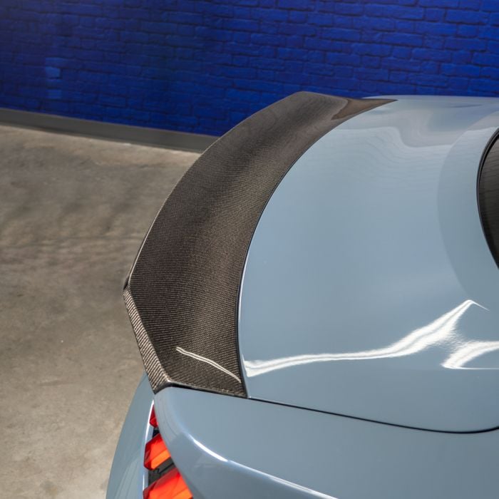 DX CARBON PERFORMANCE PACK STYLE CARBON FIBER REAR SPOILER - FORD MUSTANG (2024+)