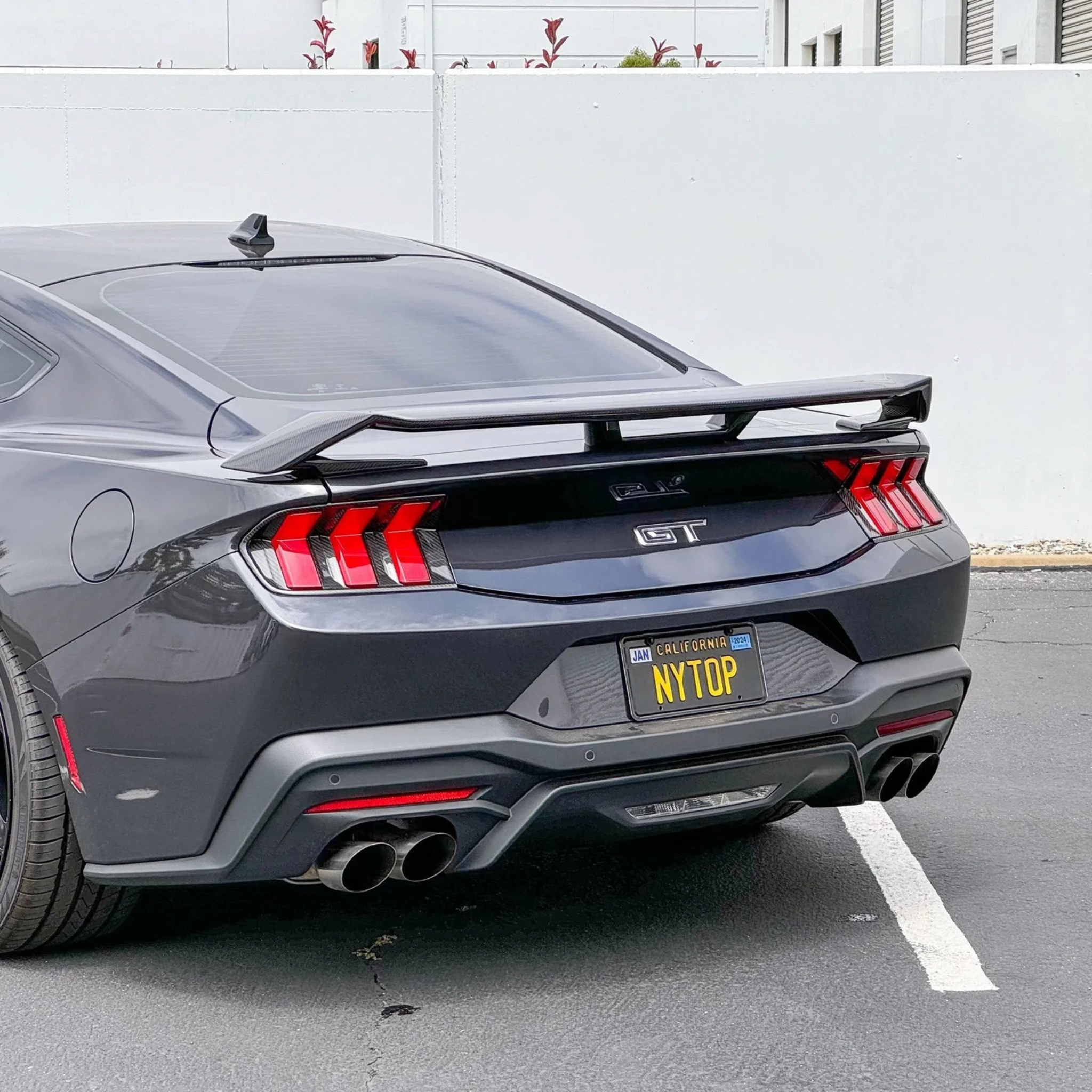 AAD PERFORMANCE GTG STYLE CARBON FIBER TRUNK SPOILER W/ WICKERBILL - FORD MUSTANG (2024+)