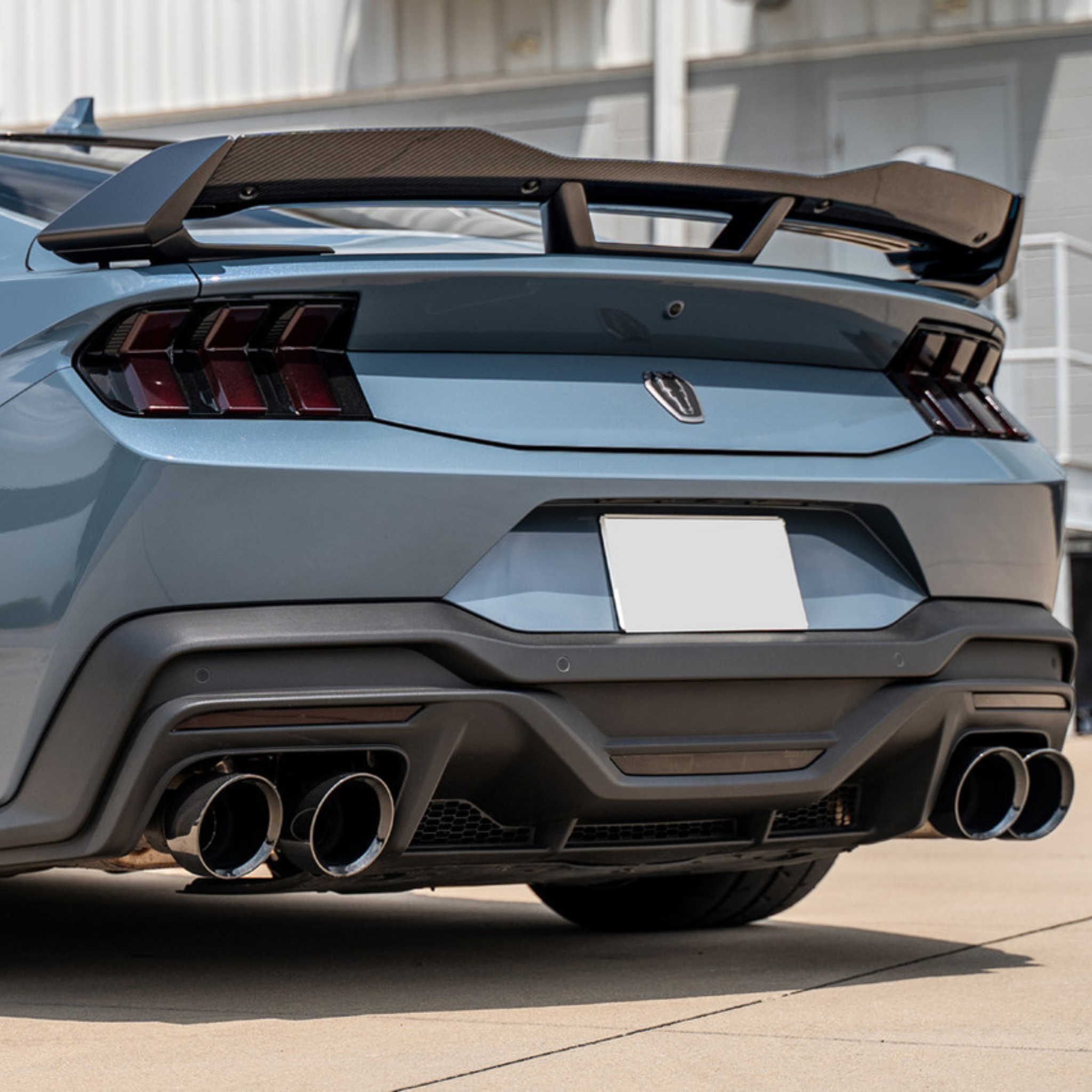 DARK HORSE STYLE 2-PIECE GLOSS CARBON FIBER REAR SPOILER - FORD MUSTANG S650 (2024+)