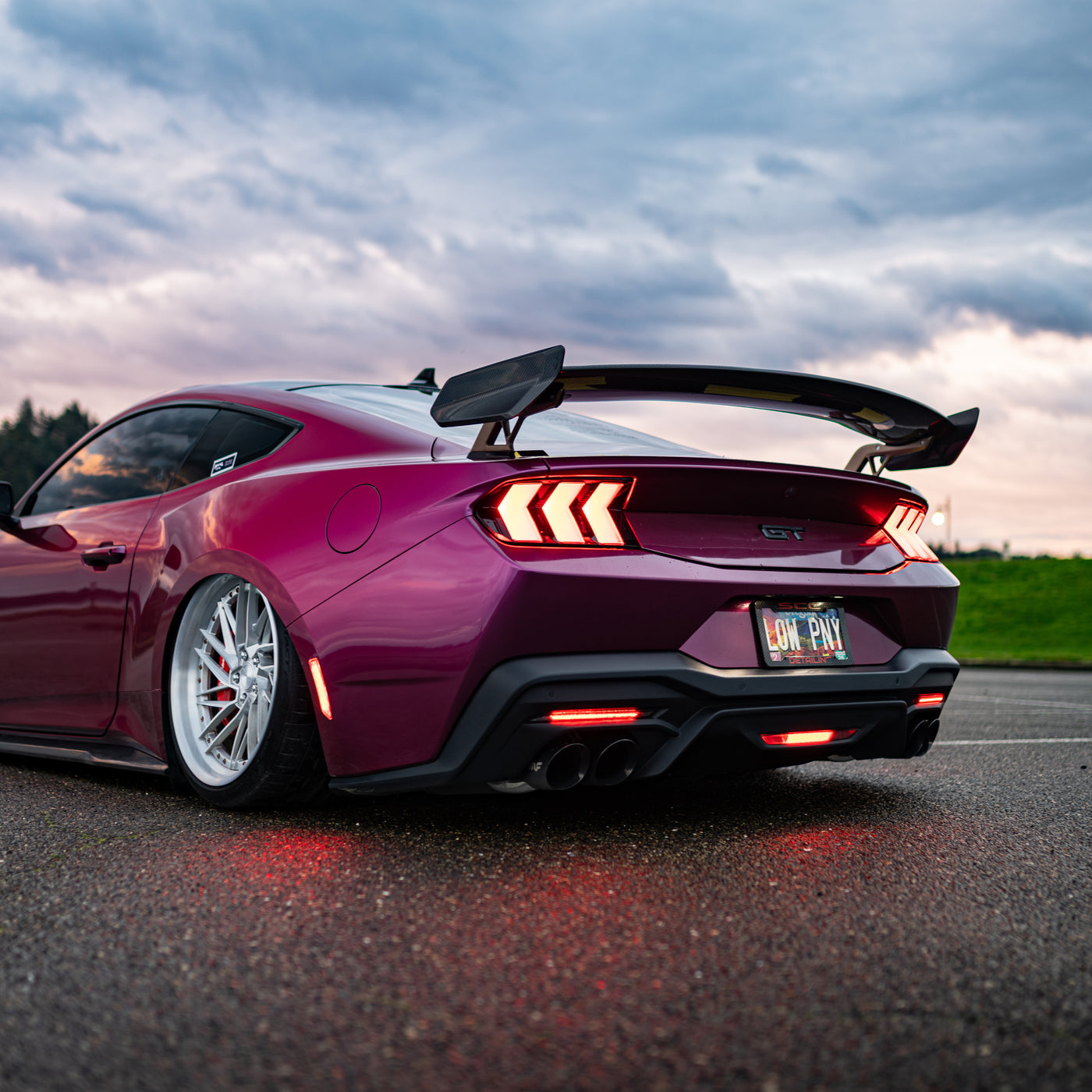 AAD PERFORMANCE GTC-200 CARBON FIBER ADJUSTABLE REAR WING - FORD MUSTANG (2024+)