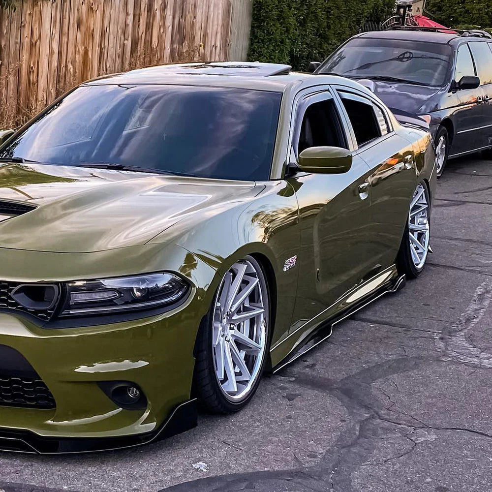 GLOSS BLACK SIDE SKIRTS - DODGE CHARGER (2015–2023)