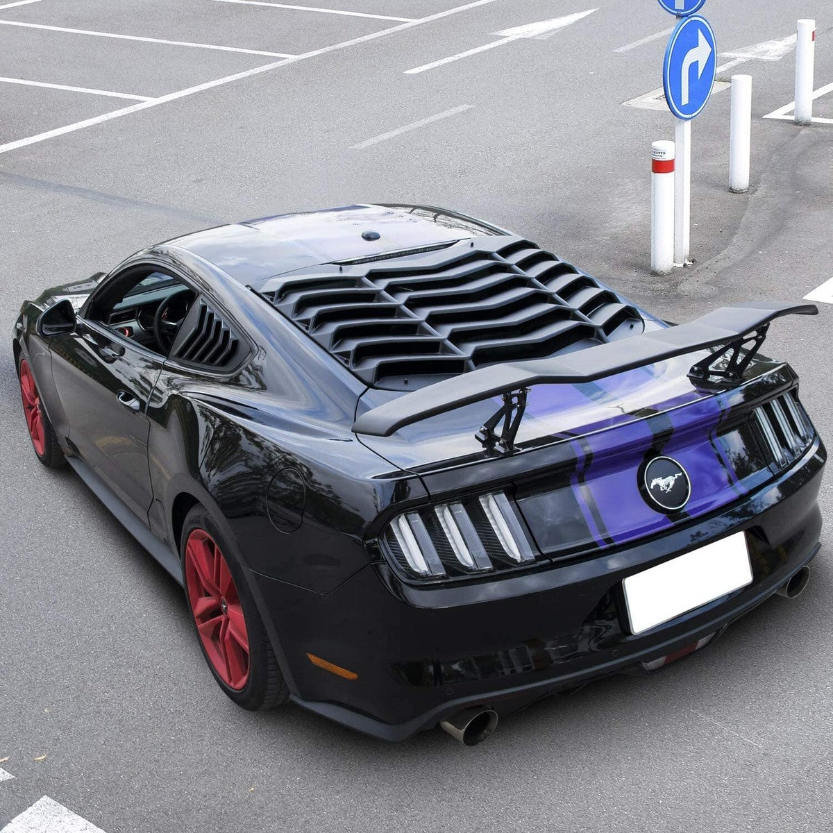 REAR WINDOW LOUVER & QUARTER SIDE SCOOP LOUVERS - FORD MUSTANG (2015–2021)