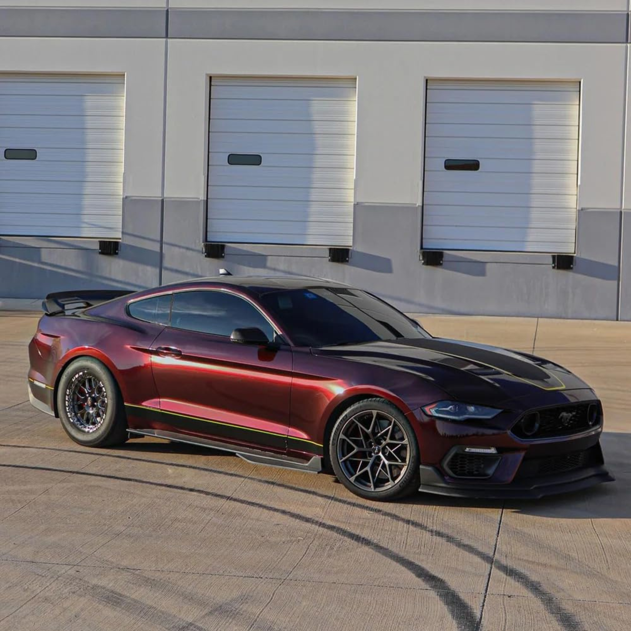 GT500 STYLE SIDE SKIRTS WITH EXTENSIONS - FORD MUSTANG (2015–2023)