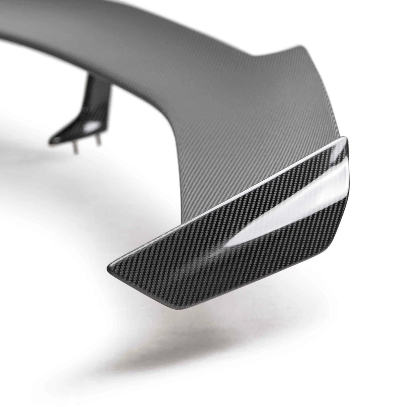 ZL1 1LE STYLE CARBON FIBER REAR WING - CHEVROLET CAMARO (2016–2024)