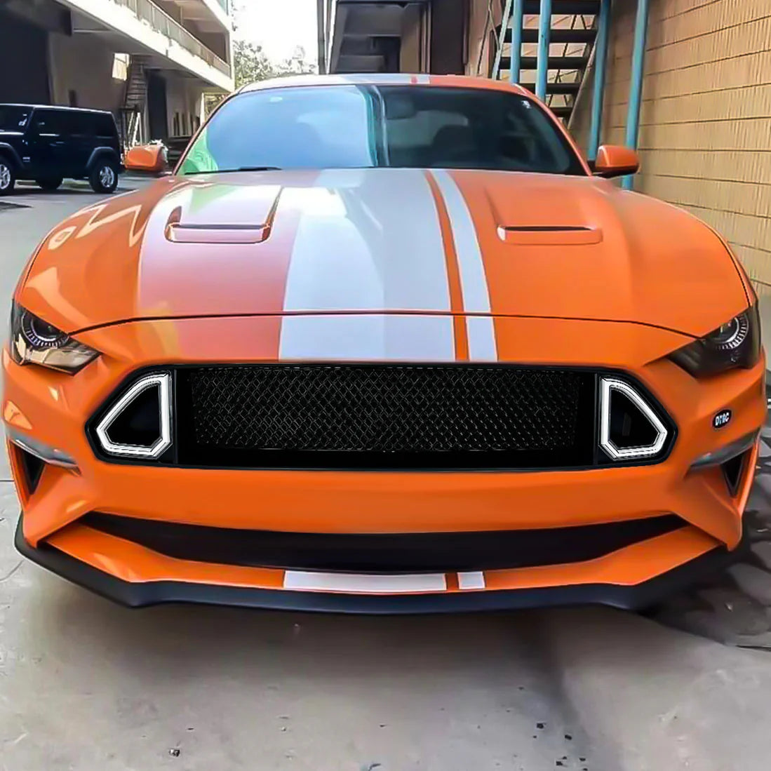 FRONT MESH UPPER GRILLE W/ LED DRL & TURN SIGNAL LIGHT - FORD MUSTANG (2018–2021)