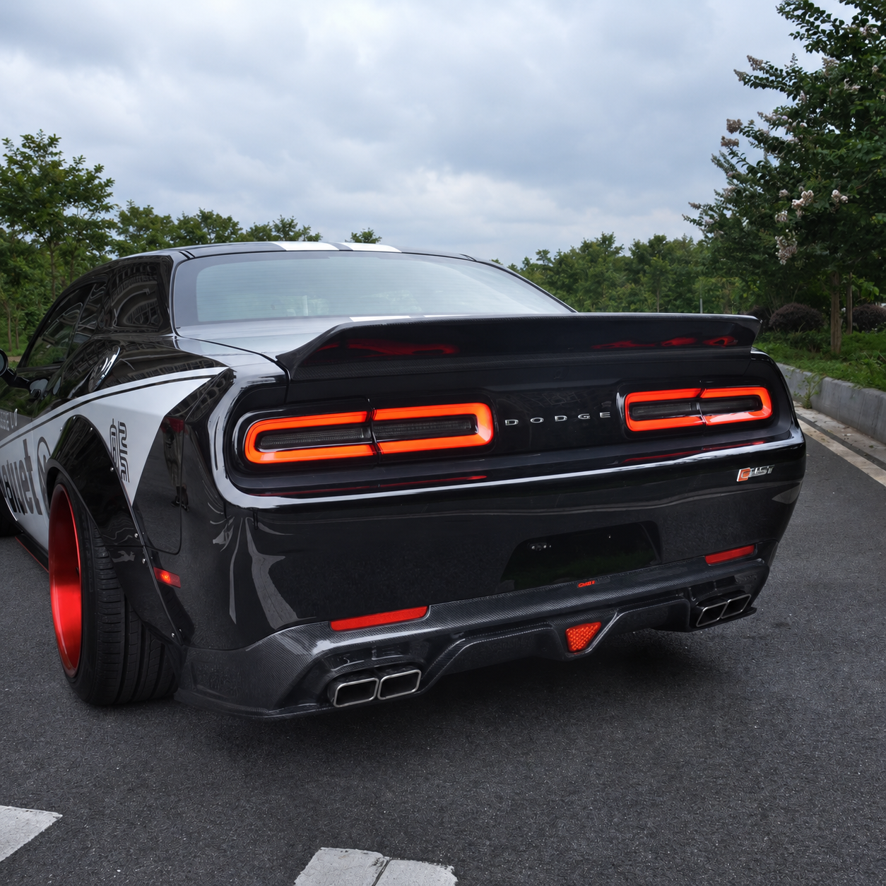 Carbon Fiber One-Piece Rear Wing Spoiler - Dodge Challenger (2015–2023)