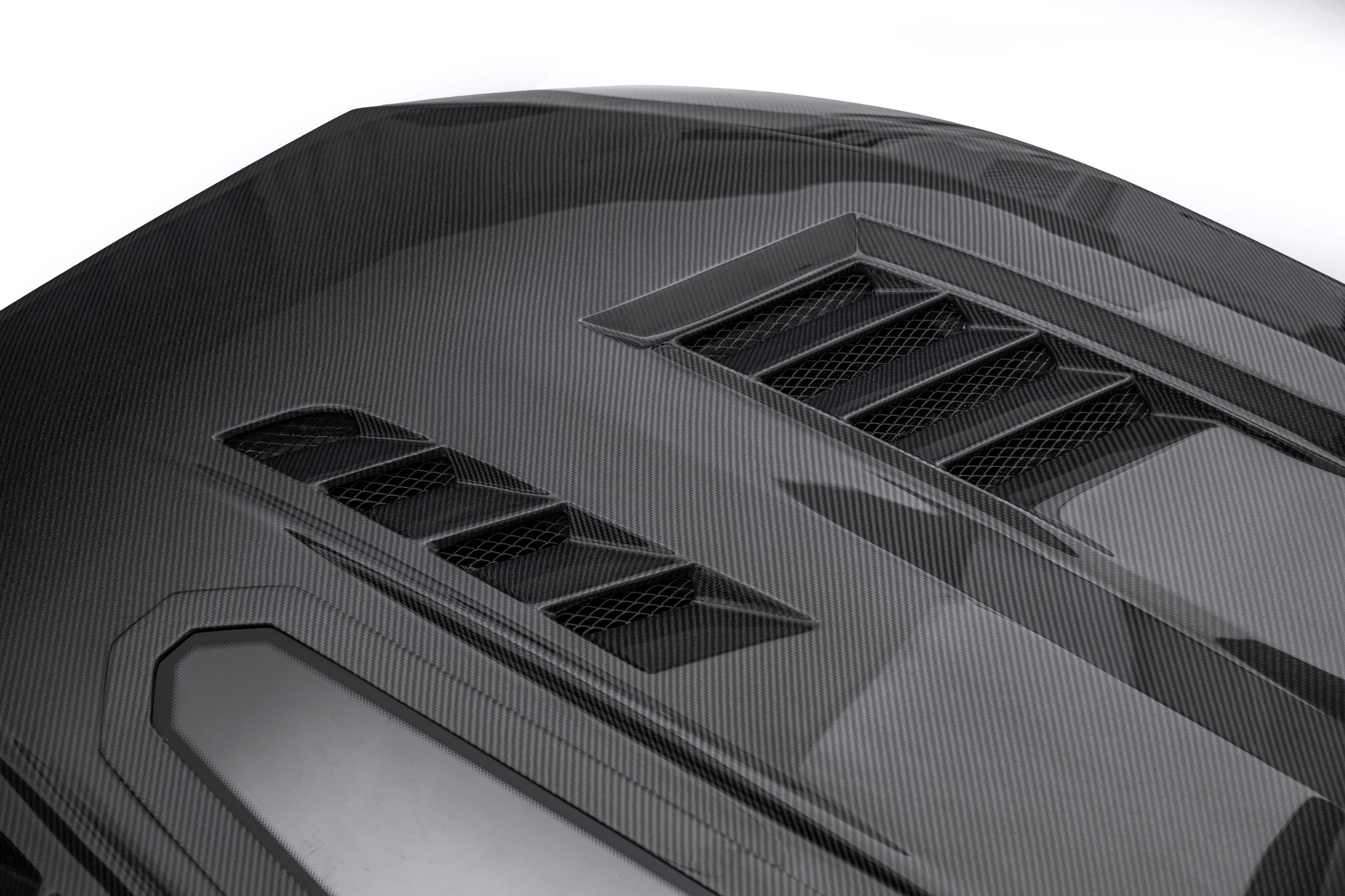 TERMINATOR STYLE CARBON FIBER ENGINE SHOW HOOD - FORD MUSTANG (2024+)