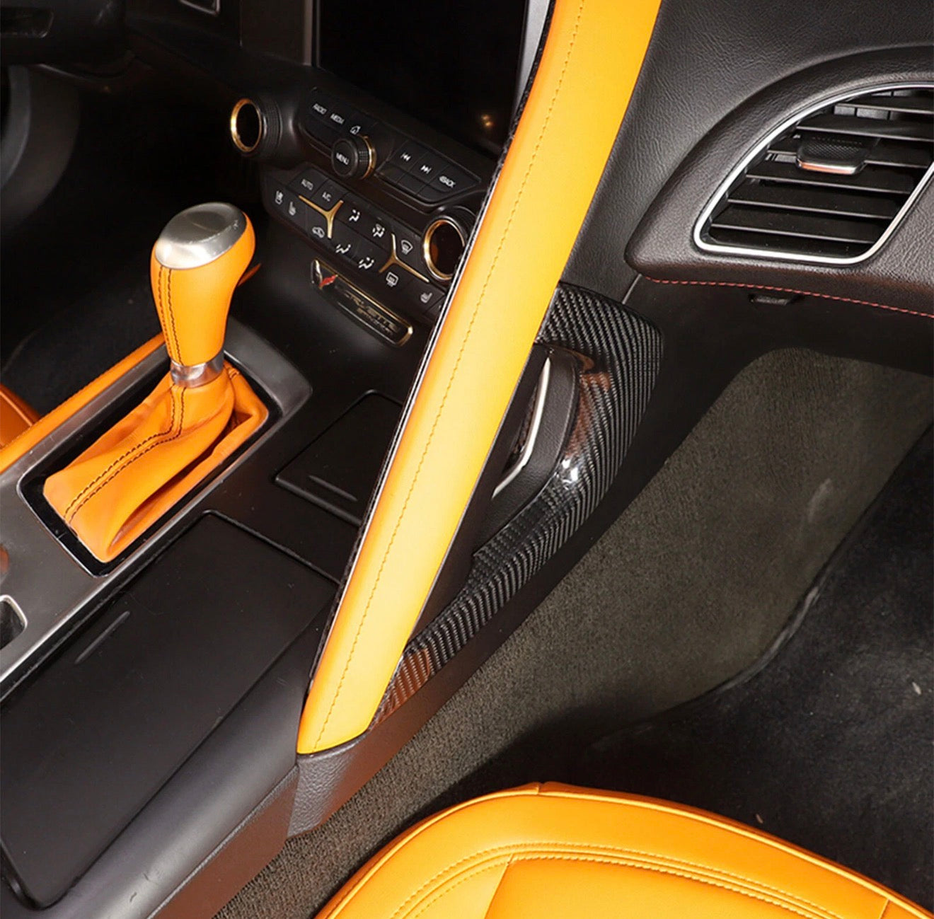 REAL CARBON FIBER SIDE CENTER CONSOLE TRIM - CHEVROLET CORVETTE C7 / Z06 / ZR1 (2014–2019)