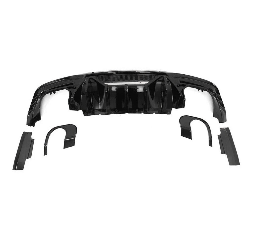 PERFORMANCE STYLE REAR BUMPER DIFFUSER - FORD MUSTANG (2024–PRESENT)