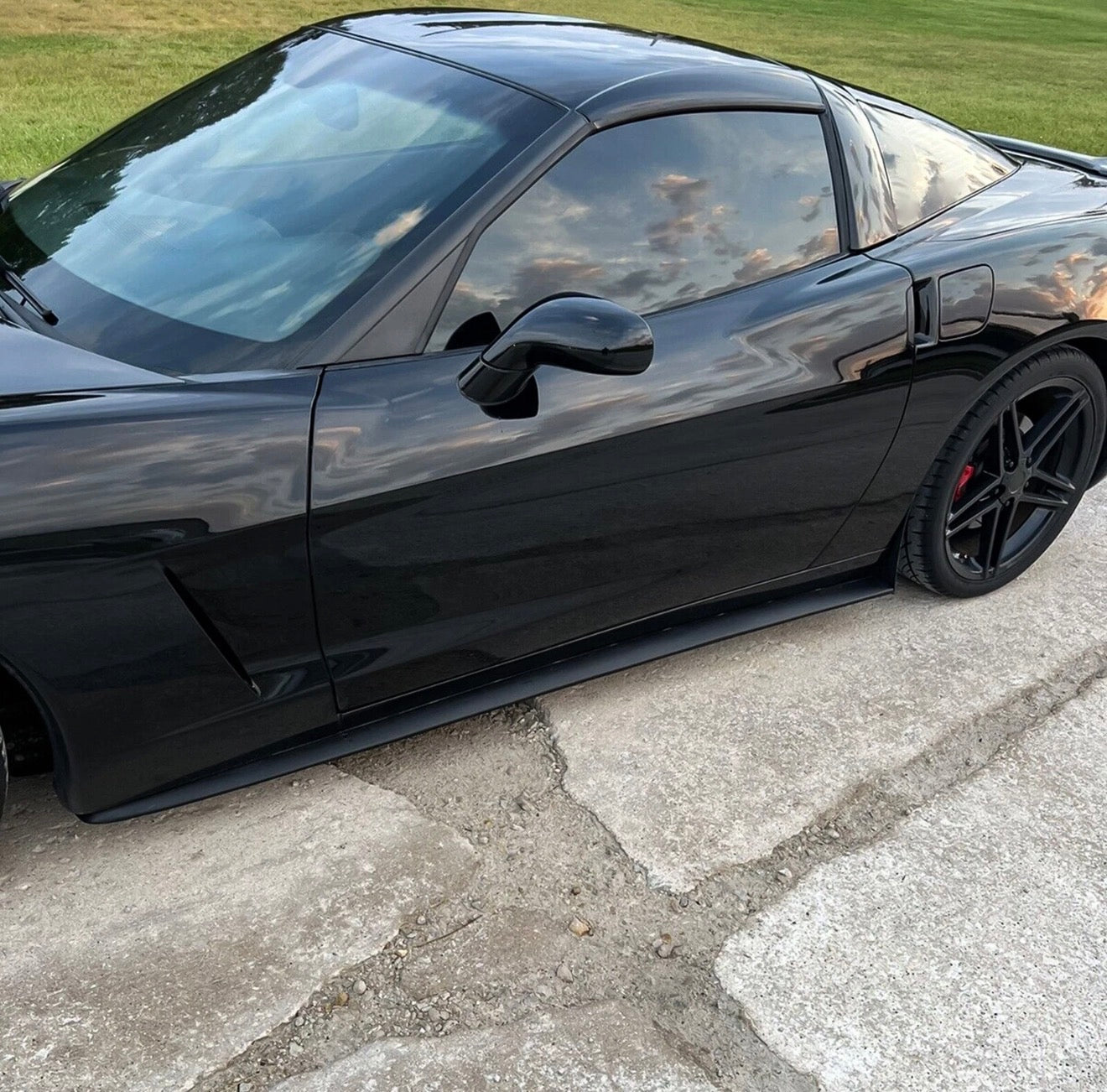 SIDE SKIRTS ROCKER PANELS - CORVETTE C6 GRAND SPORT / Z06 / ZR1