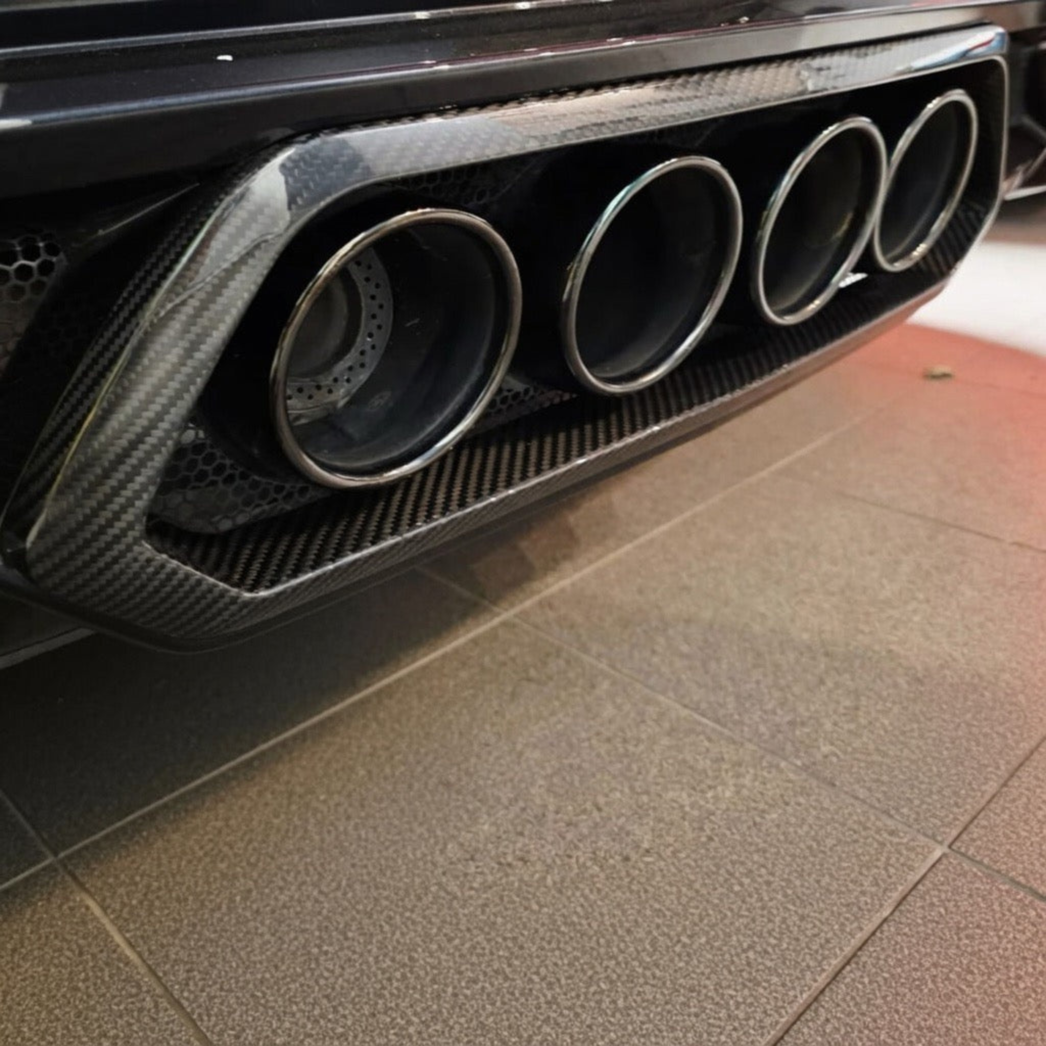 Chevrolet Corvette C8 Z06/E-Ray Carbon Fiber Rear Diffuser Exhaust Surround Trim Cover