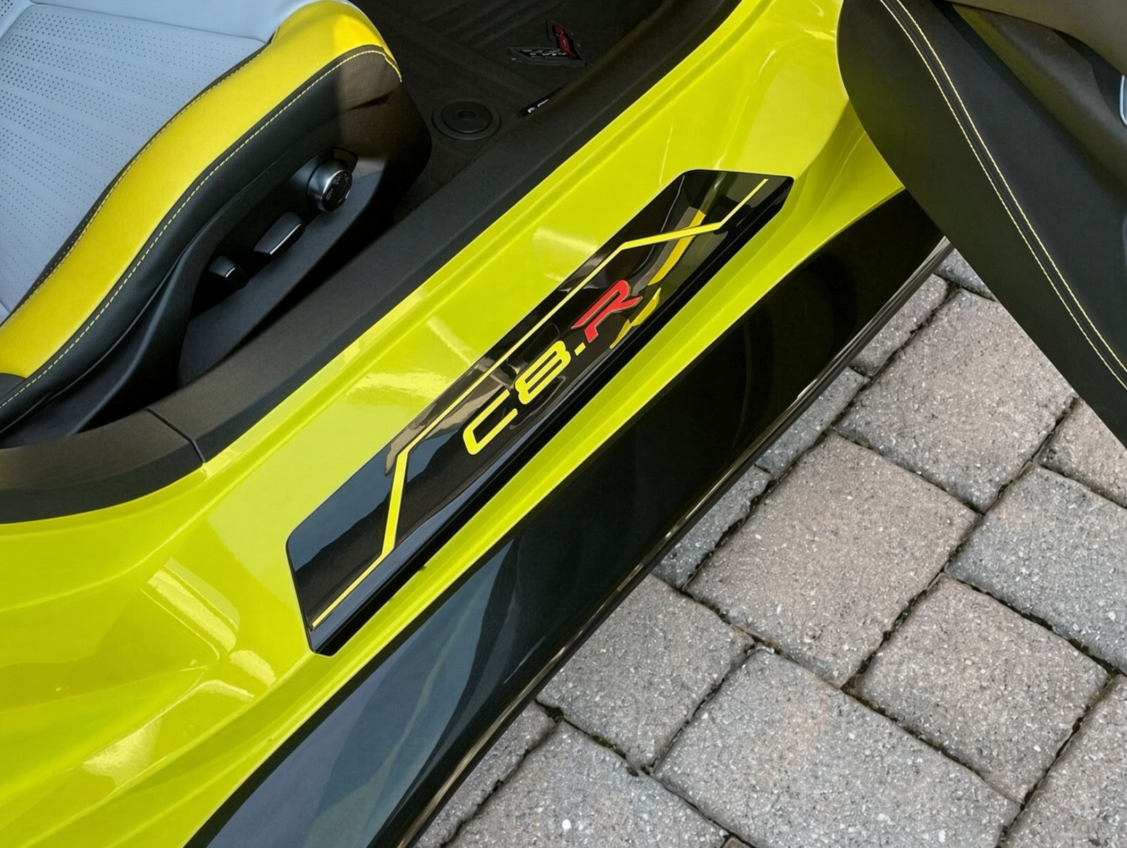 C8R STYLE PAINTED DOOR SILL PLATE COVERS - C8 CORVETTE (2020–2026)