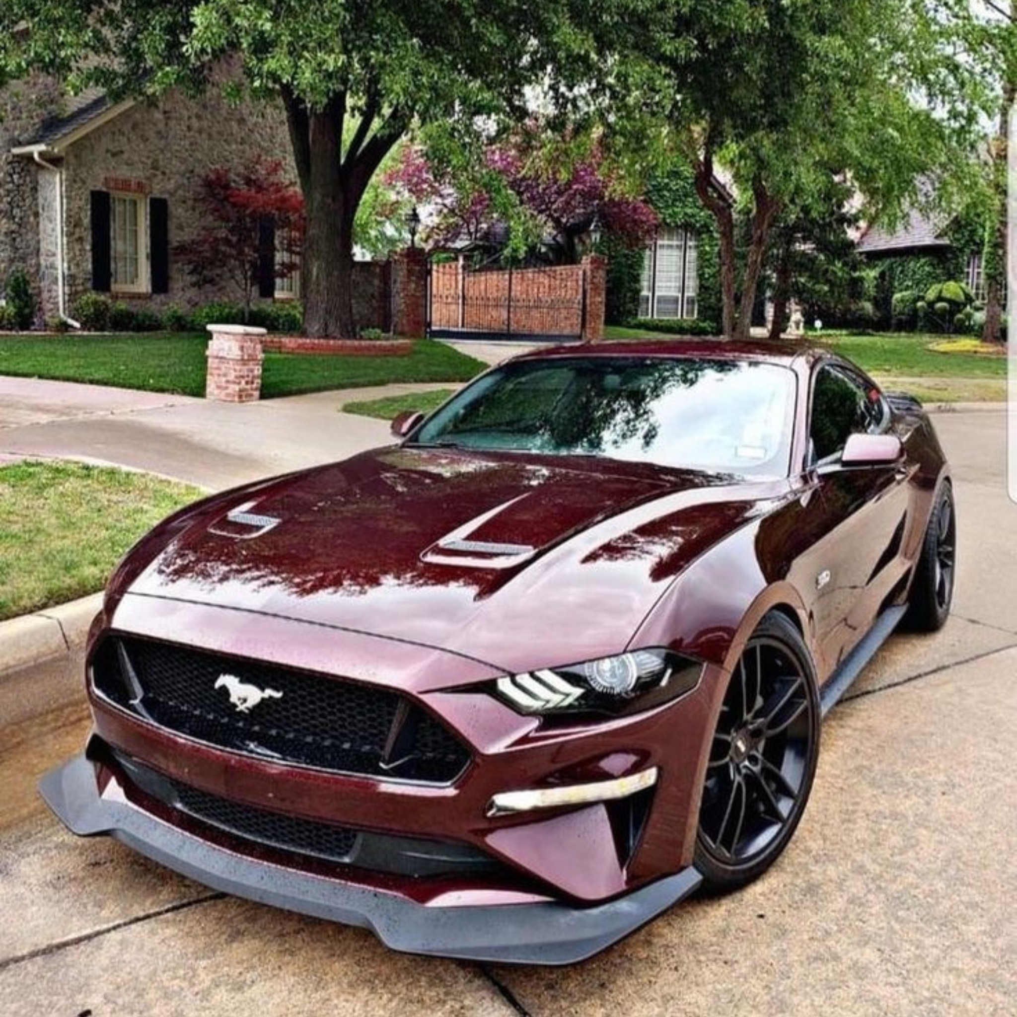GT PERFORMANCE STYLE FRONT SPLITTER KIT - FORD MUSTANG (2018–2023)
